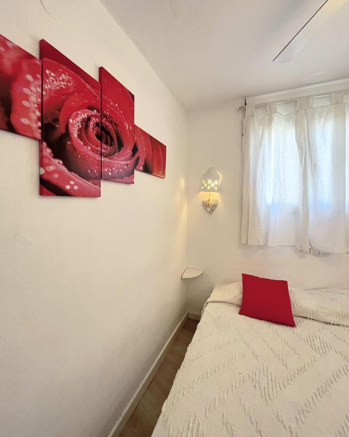 Apartamentos Formentera Cordula 5 Es Pujols Eksteriør billede